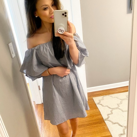 Dresses & Skirts - Gingham Dress